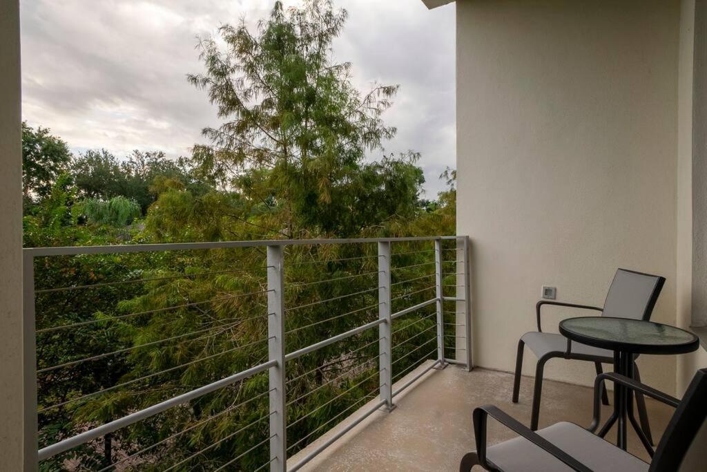 Stunning & Luxurious 2bed 2bath Open Floor Plan Apartamento Orlando