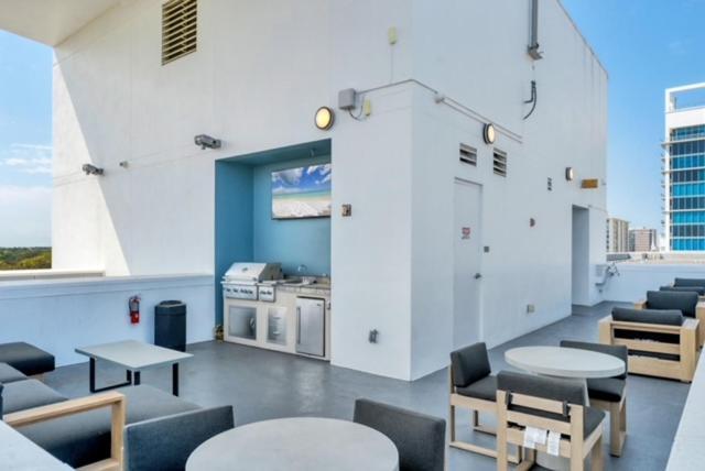 Stunning & Luxurious 2bed 2bath Open Floor Plan Apartamento